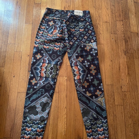 Desigual exotic jeans NWOT never worn - Picture 6 of 6